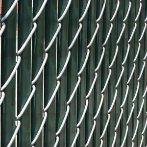 Malla de Alambre Galvanizado de Alta Seguridad Resistente a la Corrosión y al Óxido para Cercas de 4 a 10 pies, Calibre 6-11 - Product Image 4
