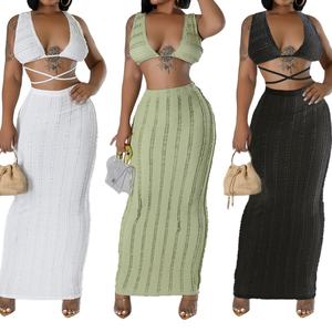 Conjunto de 2 piezas de moda para mujer: Top sin mangas con encaje de vaca y espalda descubierta con lazo y falda halter - Product Image 1