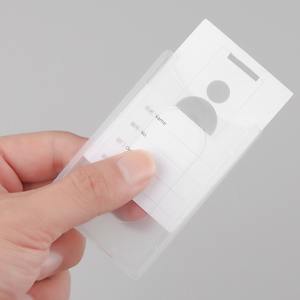 <span class=keywords><strong>Porte</strong></span>-<span class=keywords><strong>badge</strong></span> <span class=keywords><strong>transparent</strong></span> avec système de libération par encoche flexible et fentes pour carte d'identité, pour le personnel scolaire - Product Image 5