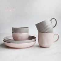 Service de table en céramique nordique à motifs semi-verticaux, compatible micro-ondes, design moderne et minimaliste, ensemble personnalisable de bols et assiettes pour