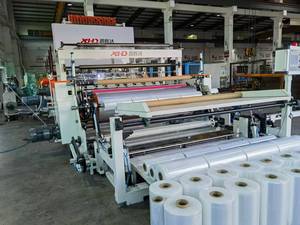 XHD-2000mm 3 couches 5 couches de rouleaux Jumbo faisant la ligne de film étirable; Machine de production de film étirable de grands rouleaux de 40kg 50kg - Product Image 4