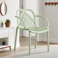 Chaise de jardin d'extérieur de luxe confortable et résistante aux intempéries pour patio, pelouse, cour arrière, entrepôt – Matériau durable en métal et PP, imperméable
