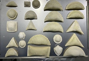 USA Wholesale Price Samosa Making <b>Machine</b> Motorized Food Grade Stainless Steel 70 Pcs/Min Small Business Empanadas Sealer - Product Image 2