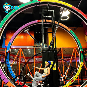 Aire de jeux familiale intérieure, parc d'attractions pour enfants avec toboggan, trampoline et aire de jeux - Product Image 1