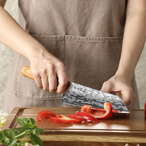 <span class=keywords><strong>Couteau</strong></span> <span class=keywords><strong>Santoku</strong></span> XINZUO en acier Damas martelé avec manche en bois d'olivier, pour chef professionnel, idéal pour couper la viande et les légumes. - Product Image 4