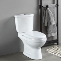 WC de luxe deux pièces avec réservoir encastré, sanitaires en céramique pour salle de bain, télécommande, fonctions économie d'eau