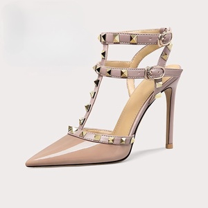 Sandali da Sposa da Donna <span class=keywords><strong>con</strong></span> <span class=keywords><strong>Tacco</strong></span> a Spillo <span class=keywords><strong>Largo</strong></span> a Punta, Sexy <span class=keywords><strong>con</strong></span> Fibbia, Ammortizzati, Stile Elegante e di Qualità, Modello Baotou, Taglie Grandi - Product Image 1