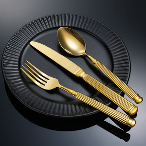 Juego de Cubiertos de Acero Inoxidable Estilo Columna Romana, 5 Piezas, Duradero, Juego de Cuchillo, Tenedor y Cuchara para Mesa Occidental - Product Image 3