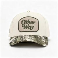 Nouvelle Tendance Casquette Unisexe 5 Panneaux en Sergé et Daim avec Patch Brodé, Visière Courbée et Motif Lettres, Logo Personnalisé, Vente en Gros