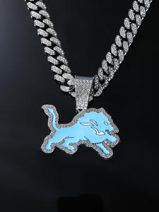 <span class=keywords><strong>สร้อย</strong></span>คอแชมป์เปี้ยนแบบกำหน<span class=keywords><strong>ด</strong></span>เอง จี้ประ<span class=keywords><strong>ด</strong></span>ับเพชร จี้รูปทีมดีทรอยต์ไลออนส์ สีน้ำเงิน NFL สไตล์พังก์ ฮิปฮอป <span class=keywords><strong>สร้อย</strong></span>คิวบัน - Product Image 3