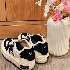 Chaussures d'hiver en toile de luxe <span class=keywords><strong>noir</strong></span> et blanc, motif flocon de neige Nougat, semelle extérieure en caoutchouc Balance Tail De Xun Lovers - Product Image 3