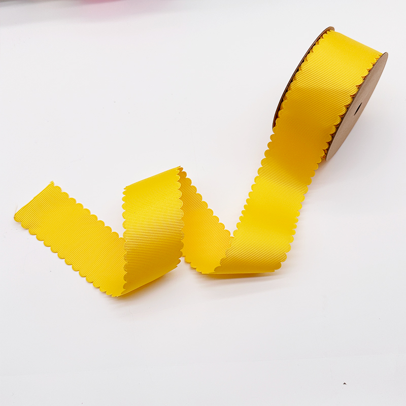 Luxury Wholesale Ribbon Personalized 1.5 Inch Wavy Edge Grosgrain Ribbon Custom Gift Boxes Designer Packaging Color Ribbon