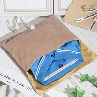Pochon Luxe en Faux Daim Kaki et Velours avec Logo Personnalisé Imprimé pour Maillots de Bain, Vêtements, Cheveux, Emballage ou Rangement