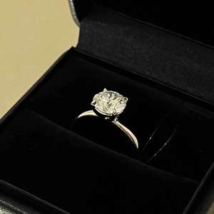 Juego de Anillos de Boda de Diamantes para Mujer al por Mayor, de Oro Genuino de 10k, 14k y 18k, con Diamante de Laboratorio de 1ct Crecido en Laboratorio y Certificado por IGI - Product Image 4