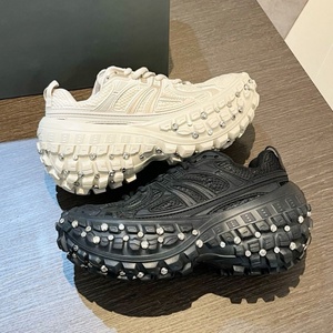 Sneakers de luxe à plateforme et semelle épaisse, chaussures décontractées de créateur à semelle de type pneu pour hommes et femmes - Product Image 4