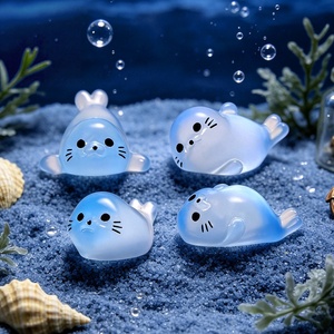 ตุ๊กตาเรซิ่นสัตว์ทะเลน่ารักเรืองแสงในที่มืด ของตกแต่งตู้ปลา งานฝีมือ DIY และของชำร่วยงานปาร์ตี้ - Product Image 1