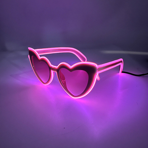 Lunettes LED Lumineuses en Forme de Cœur pour Femme, Décorations de Soirée Enterrement de Vie de Jeune Fille, Accessoires Photo de Mariage, Fournitures de Soirée, Lumières - Product Image 2