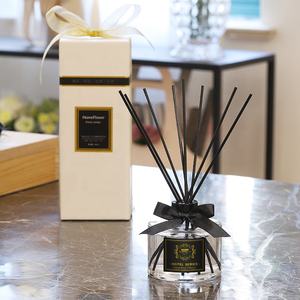 <span class=keywords><strong>Diffusore</strong></span> di Fragranza per Ambienti da 200ML <span class=keywords><strong>con</strong></span> <span class=keywords><strong>Bastoncini</strong></span> in Fibra per Arredamento Casa - Product Image 2