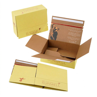 Pochettes à bande déchirable ondulées jaune clair avec scellage sécurisé et pelliculage mat pour l'expédition de produits e-commerce pour petites entreprises, crème pour les yeux personnalisée