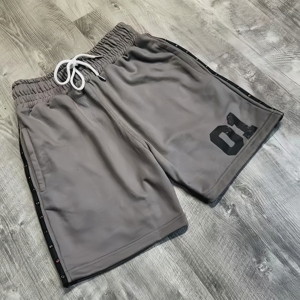 <span class=keywords><strong>Pantaloncini</strong></span> <span class=keywords><strong>Streetwear</strong></span> da Uomo in Cotone Pesante 260 Grammi, Jorts con Strass, Produttore - Product Image 2