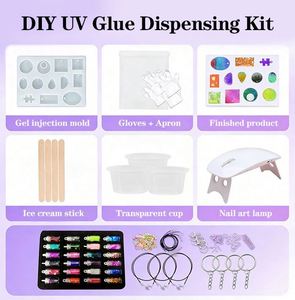 TOYSRUNNER Kit de Bijoux DIY en Résine UV Faits Main, Moules en Silicone à Durcissement Rapide pour Pendentifs et Boucles d'Oreilles en Époxy Transparent Cristal Dur pour Noël - Product Image 6