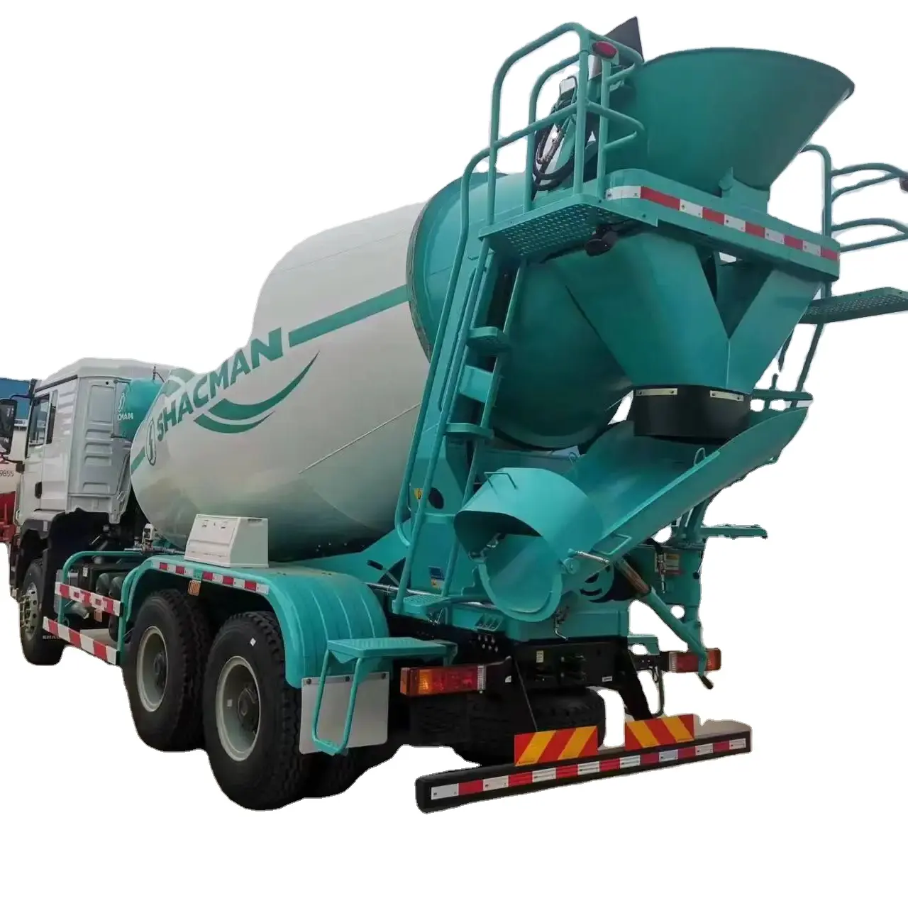 good quality Hot Selling Excellent performance left rudder Sinotruk HOWO 8X4 Concrete Mixer truck for sale