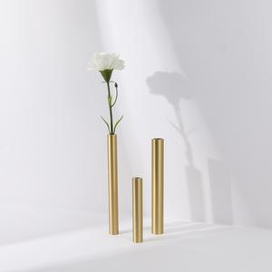 Maxery semplice stile nordico vaso <span class=keywords><strong>in</strong></span> ottone raso decorazione tubi singoli vaso atmosferico personalizzare dimensioni LOGG per matrimonio regalo di natale - Product Image 2