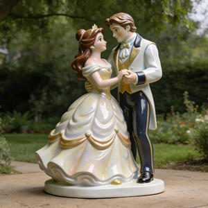 S855 Figurine de personnage de conte de fées en fibre de verre, sculpture de couple romantique, statue de mariage, figurine d'amour pour commande en gros - Product Image 5