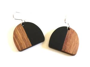 Boucles d'oreilles en résine et en bois inspirées de la nature, bijoux faits à la main, légers, pièces uniques et originales, parfaites pour les femmes et les filles - Product Image 5