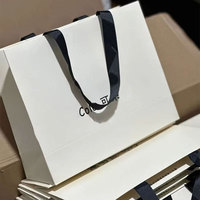 Bolsas de Papel Kraft Personalizadas de Lujo con Impresión a Color para Ropa, Bolsas de Regalo con Logotipo Personalizado para Marcas de Ropa