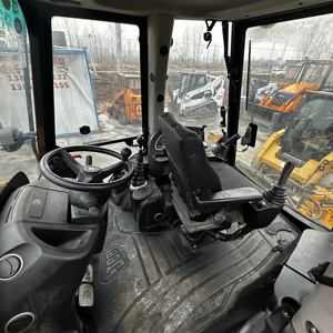 Chargeuse-pelleteuse d'occasion JCB 4CX de haute qualité, modèle 2021, capacité nominale de 4 tonnes, faible nombre d'heures de travail, moteur diesel, pompe, moteur - Product Image 6