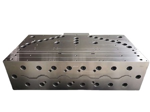 Extrusora de extrusión de troquel de plástico de hoja UPVC Perfil PVC troquelado molde de teja de techo de panel ondulado - Product Image 6