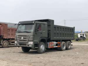รถดัมพ์ Howo 6x4 ยูโร 2 ดีเซล รถดัมพ์เหมืองใหม่ 10 ล้อ รถบรรทุกเทท้าย 11-20 ตัน พวงมาลัยซ้าย กล้องมองหลัง 251-350 แรงม้า 6-8 ลิตร - Product Image 1