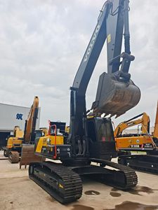 Excavatrice sur chenilles Volvo 240 d'occasion, 24 tonnes, machine de terrassement entièrement d'origine, à vendre. - Product Image 3
