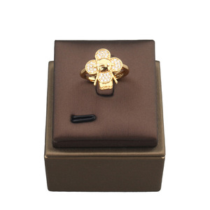 Juego de Joyería de Latón con Collar, Anillo y Aretes en Forma de Abejita, Estilo Palacio Europeo Americano, Más Vendido, para Accesorios Diarios - Product Image 3