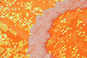 Tela de Lentejuelas Iridiscentes Naranja Reversibles de Alta Densidad de 5 mm de Nanyee Textile - Product Image 4