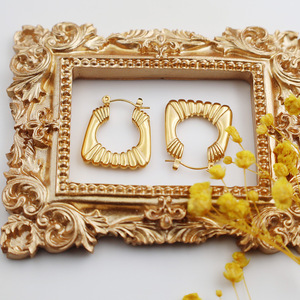 U Shape Hoop Earrings Gold Geometric Titanium Steel Party Fashion Jewelry - Product Image 1