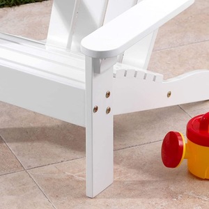 Chaise Adirondack pour enfants en bois de sapin sécuritaire, siège de patio extérieur pour tout-petits, larges accoudoirs pour plus de confort et de stabilité - Product Image 4