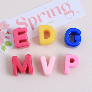 Perles lettres <span class=keywords><strong>alphabet</strong></span> en acrylique pas chères, à grand trou, plaquées or UV, grosses perles lettres, breloques pour porte-clés, vente en gros - Product Image 6