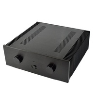 Boîtier audio en aluminium anodisé noir usiné avec précision par CNC, châssis métallique personnalisé avec dissipateur de chaleur intégré pour amplificateur