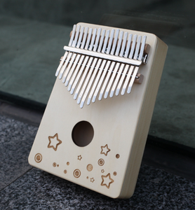 Piano à Pouce <span class=keywords><strong>Kalimba</strong></span> 17 Touches Personnalisé <span class=keywords><strong>Meilleur</strong></span> Cadeau de Noël à la Mode Portable Têtes de Tambour en Acrylique pour Enfants avec Chambre de Tambour en Acier - Product Image 2