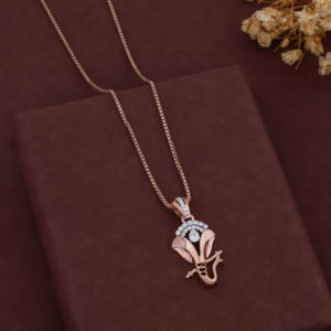 Pendentif en diamant moissanite de qualité supérieure fait à la main avec argent 925 résistant au ternissement pour un usage quotidien et des occasions spéciales - Product Image 2