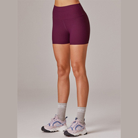 Short de sport personnalisé pour femmes Short de yoga chaud pour cyclisme Short de motard 4 "à taille haute pour femme absorbant la sueur