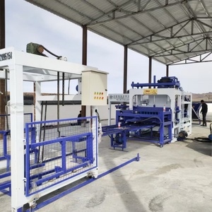 Machine à briques en <span class=keywords><strong>ciment</strong></span>, machine de fabrication de pavés à emboîtement solides et creux en béton - Product Image 6