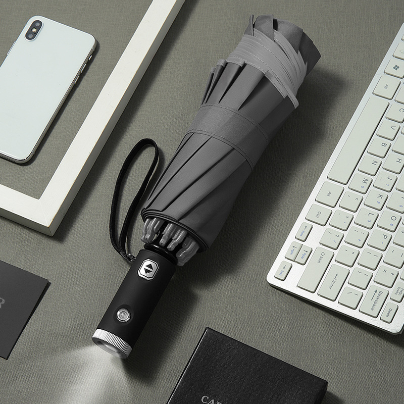 Tissu de protection gris avec éclairage LED intégré.