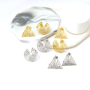 Pendientes de Diseñador de Moda de la Mejor Calidad, Joyería de Acero Inoxidable, Pendientes de Acero para Mujer, Chapados en Oro de 18K, Pendientes Geométricos - Product Image 1