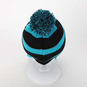 <span class=keywords><strong>Bonnet</strong></span> en tricot léger avec <span class=keywords><strong>pompon</strong></span> <span class=keywords><strong>à</strong></span> rayures bleues et noires pour l'hiver - Product Image 6