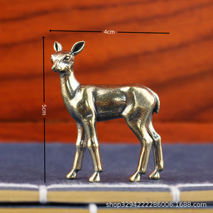 Ornements de cerfs en laiton Dington, figurines rétro de sika et de milu en cuivre massif pour bureaux, se vendent bien - Product Image 4