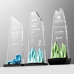 Trophée personnalisé en cristal en forme de montagne |   Récompense d'entreprise haut de gamme pour la réunion annuelle et les employés exceptionnels - Product Image 1