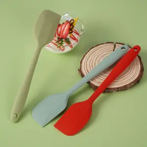 Spatule en silicone de gâteau de cuisine de grattoir sans BPA résistant à la chaleur antiadhésif pour des outils de cuisson